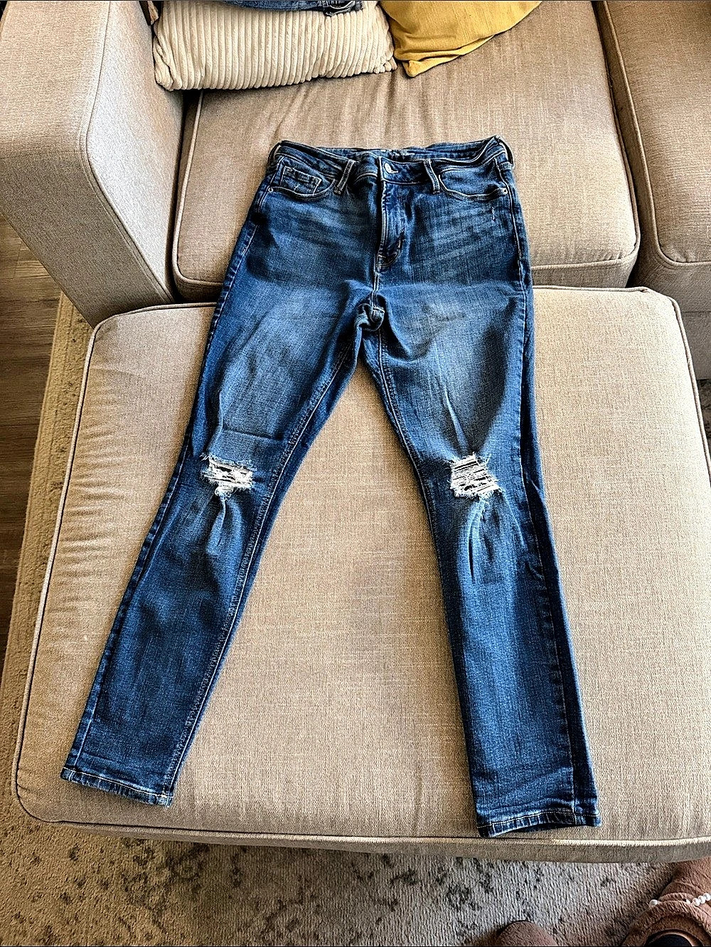 Old Navy Distressed Skinny Jeans
